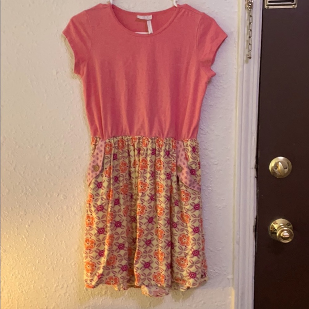 Children’s dress size 14
